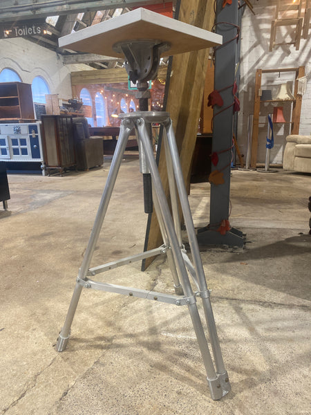 John Tiranti ‘Scopus’ Modelling Stand