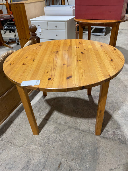 GHC - Round Pine Kitchen Table
