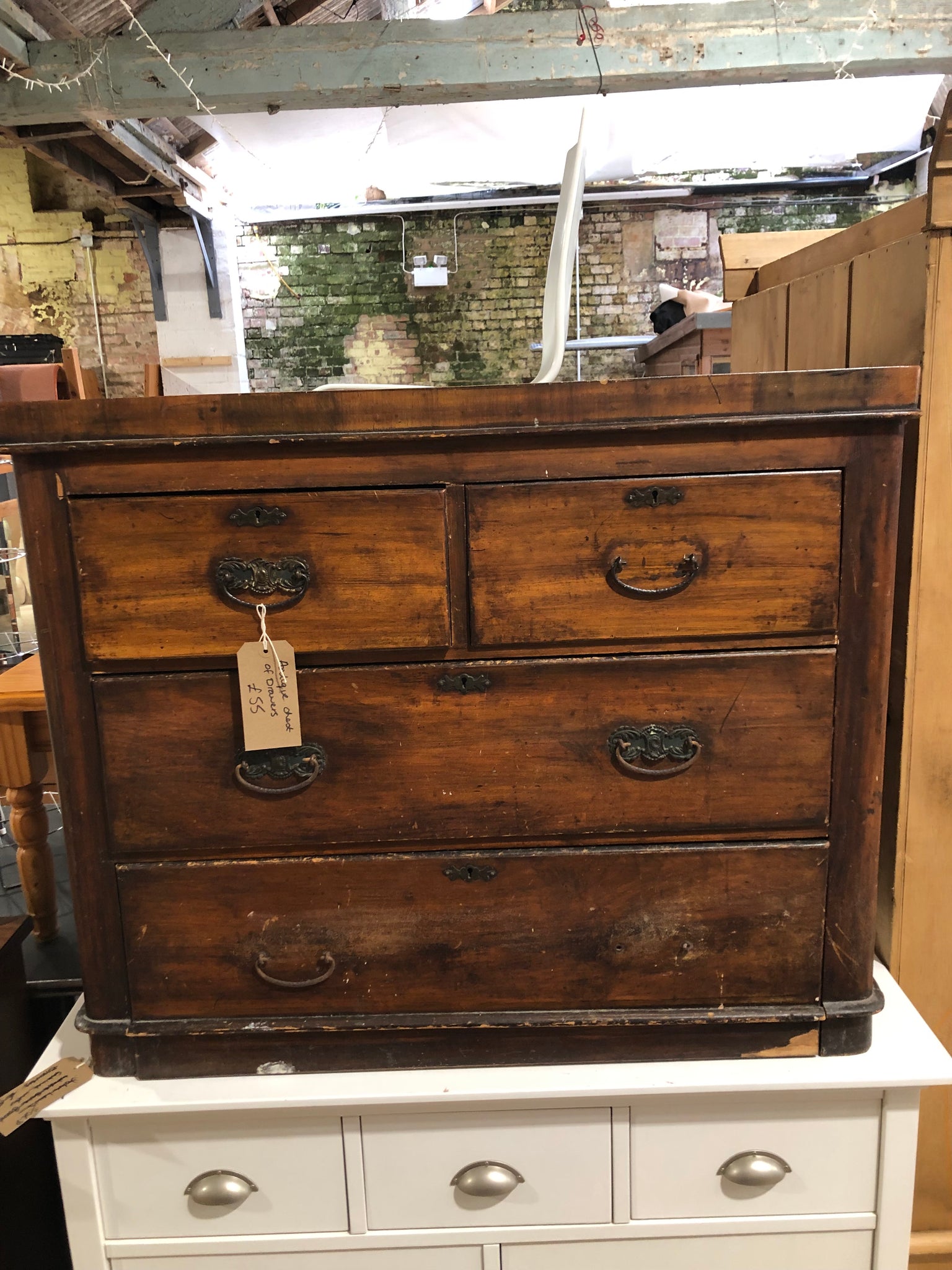 Antique chest of Drawers