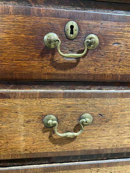 Antique Oak Chest of Drawers