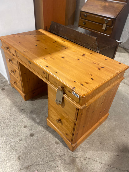 Large Pine Pedestal Desk