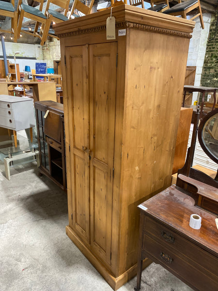 Rustic Pine Single Wardrobe