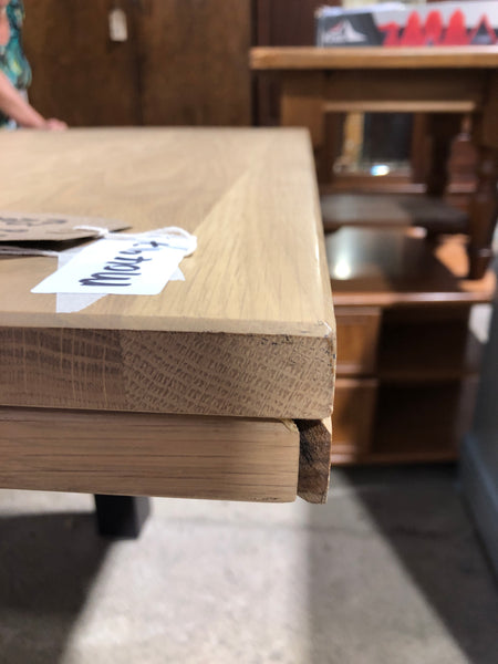 GHC - Extendable Oak Dining Table