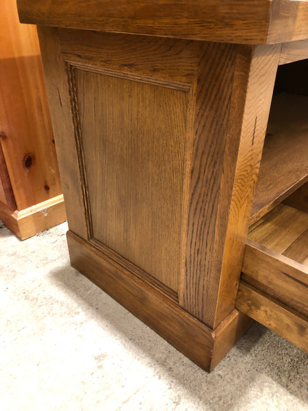 Oak TV Unit