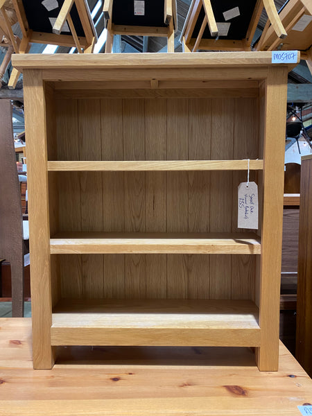 Small Oak Veneer Bookshelf