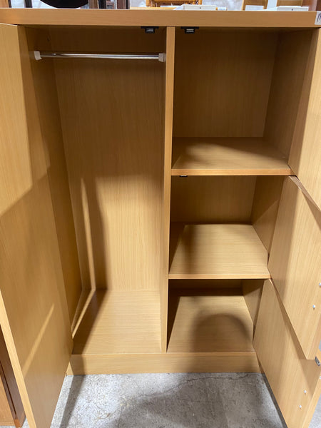 Compact Wardrobe