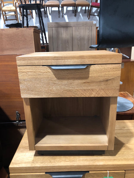 Matching Veneer Chest of Drawers & Bedside Table - GHC - REF