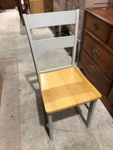 REF - Dining Table & 4 Chairs
