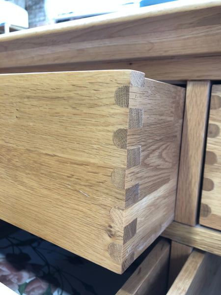 GHC - Willis & Gambier Oak Chest of Drawers