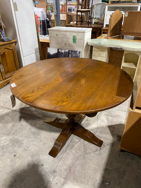 GHC - Ext. Old Charm Style Oak Pedestal Dining Table
