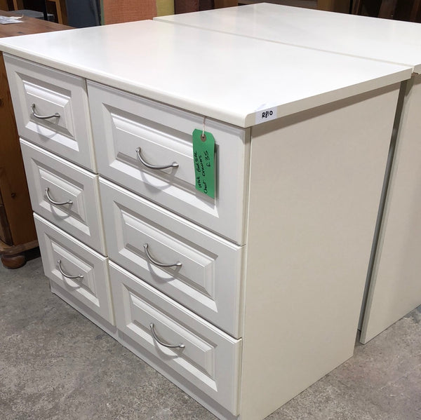 White bedside chest of drawers - REF