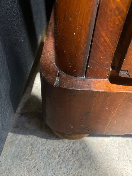 Mahogany Chest of Drawers