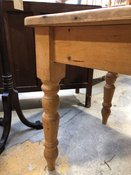 Rustic Pine Farmhouse Kitchen Table