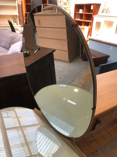 Vintage Vanity Table
