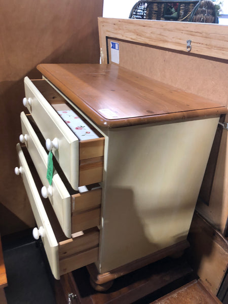 REF - GHC - Chest of 3 Drawers