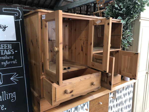 Pine Compact Sideboard