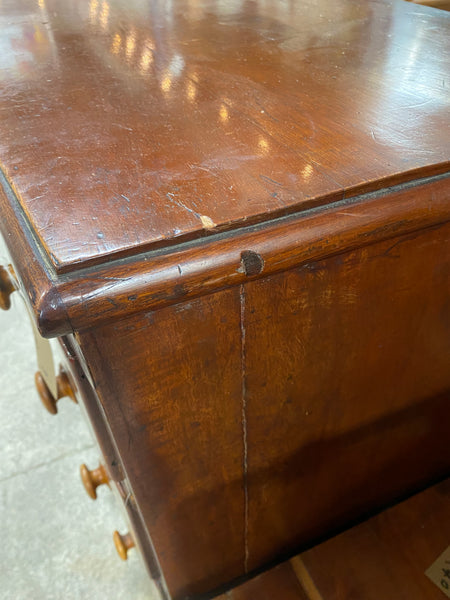 Antique Bow-Front Chest of 5 Drawers