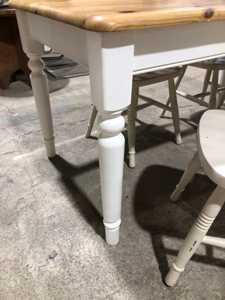 Solid Pine Farmhouse Table & 5 Chairs