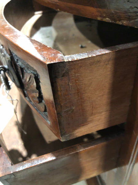 Victorian Mahogany Mirror Backed Dresser