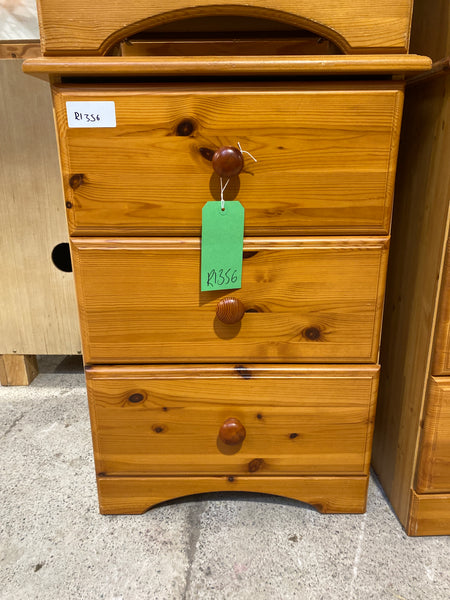 REF - Pine Bedside Table