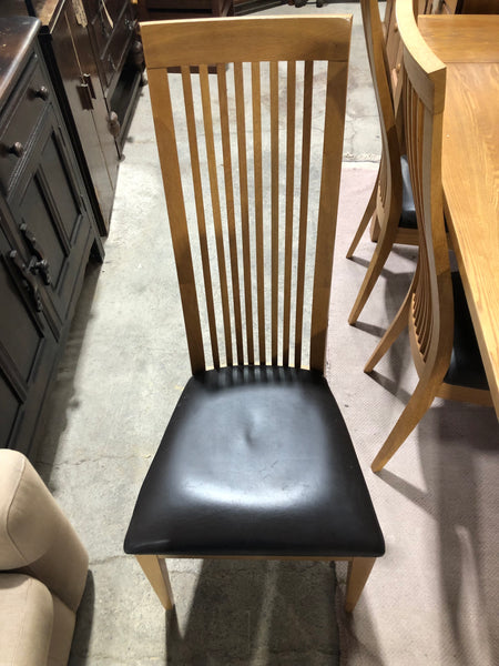 Oak Veneer Dining Table & 6 Chairs - REF