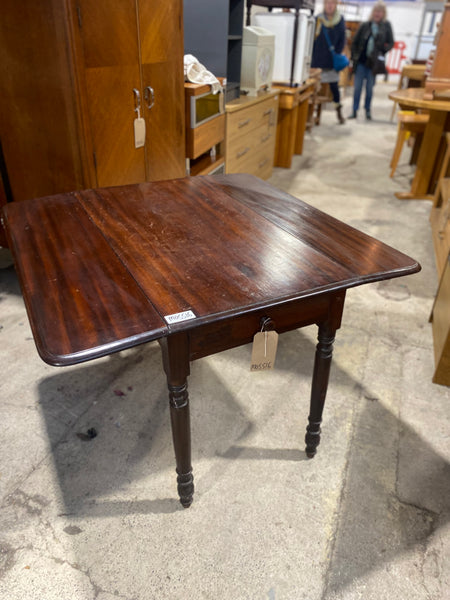 Mahogany Pembroke Table