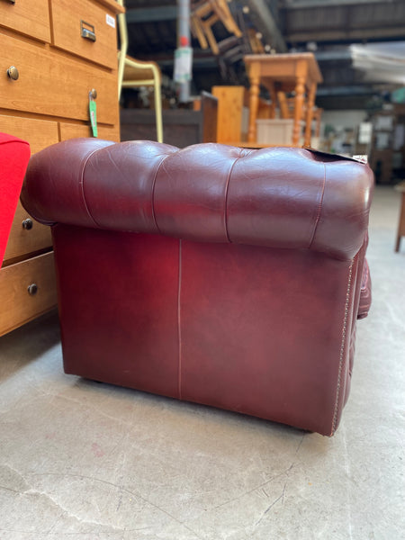 GHC - Chesterfield Style Oxblood Leather Sofa
