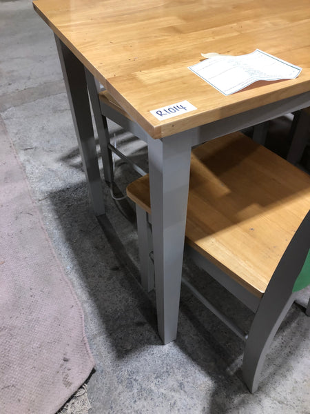 REF - Dining Table & 4 Chairs