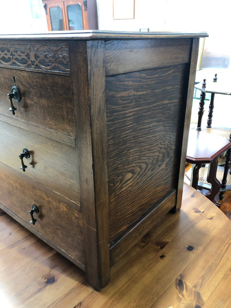 Vintage Oak Chest of Drawers