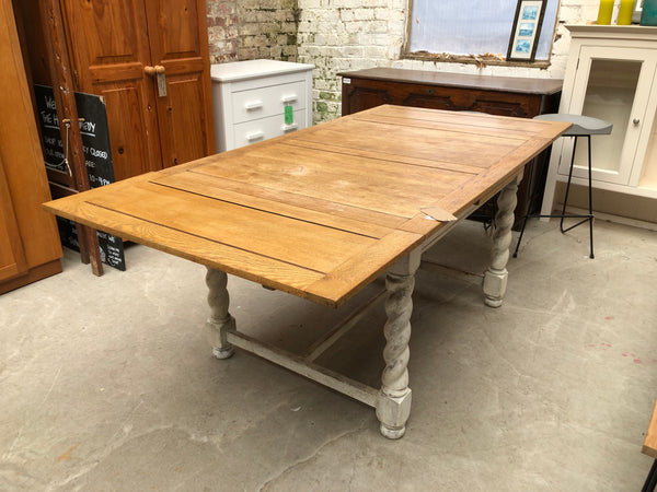 Oak Draw Leaf Dining Table with Barley Twist Legs