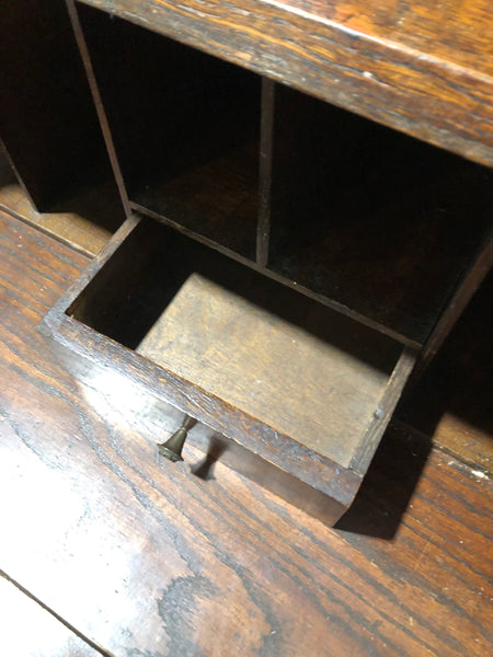 Vintage Bureau