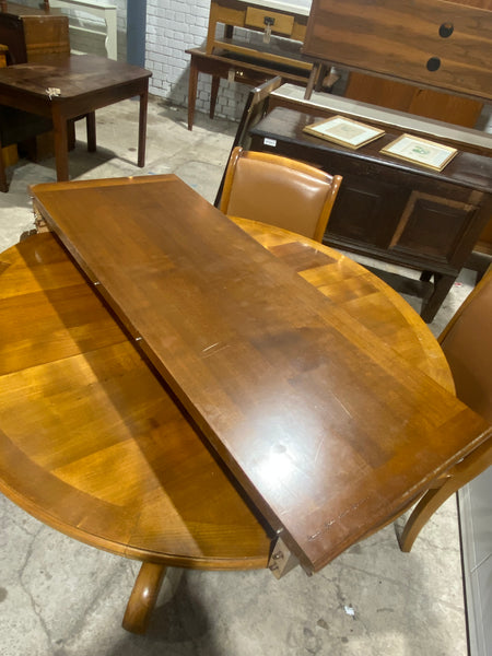 Round Extending Dining Table & 4 Chairs