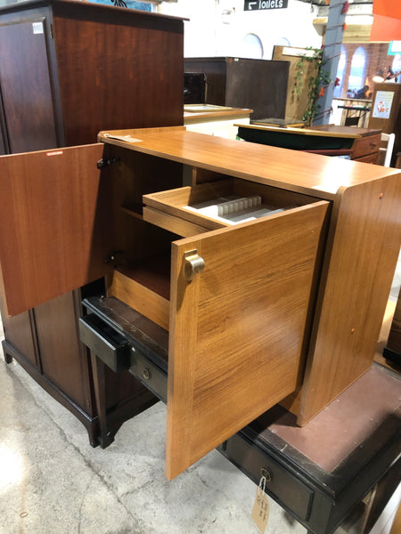 Teak Schreibher Media Low Unit
