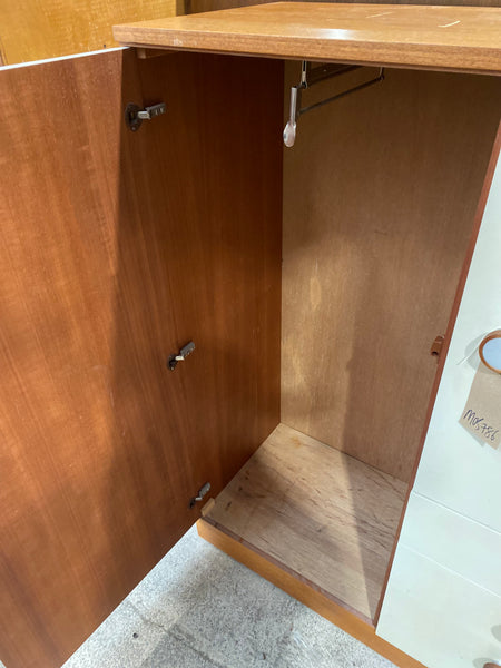 GHC - Vintage Compact Wardrobe