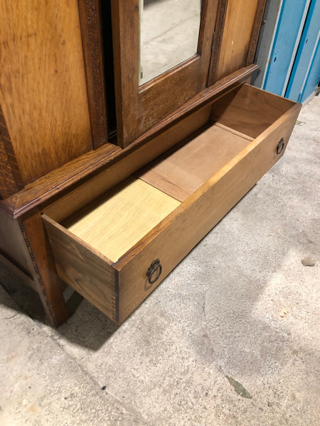 Vintage Oak Carved Detail Wardrobe with Drawer