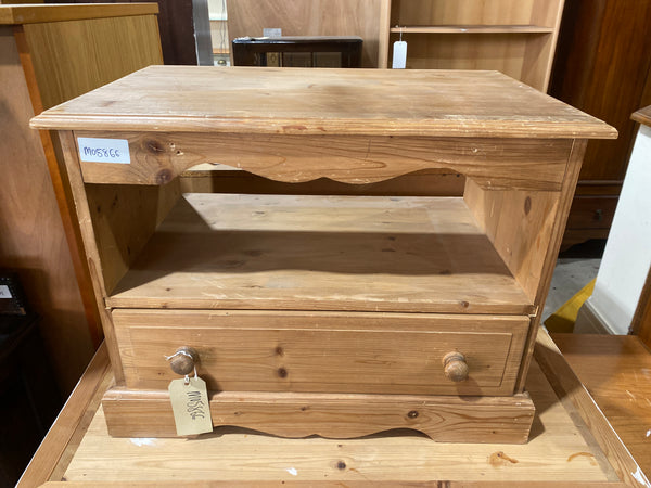 GHC - Pine TV Stand