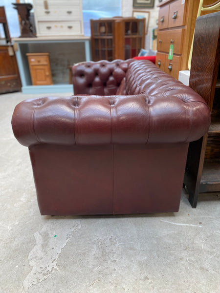 GHC - Chesterfield Style Oxblood Leather Sofa
