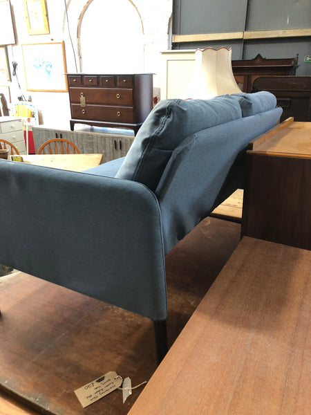 REF - Small Compact Sofa