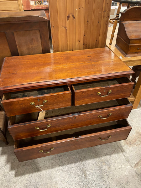 Antique Mahogany Chest of Drawers