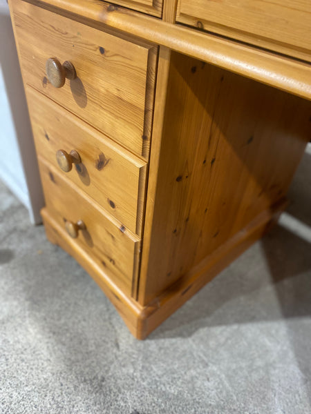 Large Pine Pedestal Desk