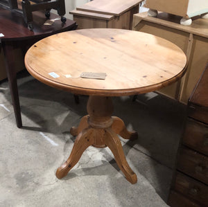 Round Pine Table