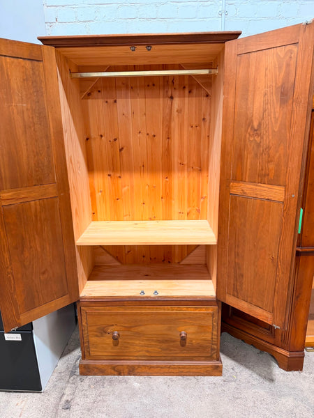 REF - Pine Double Wardrobe