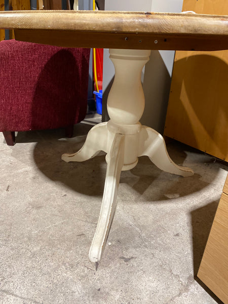 Round Pine Dining Table