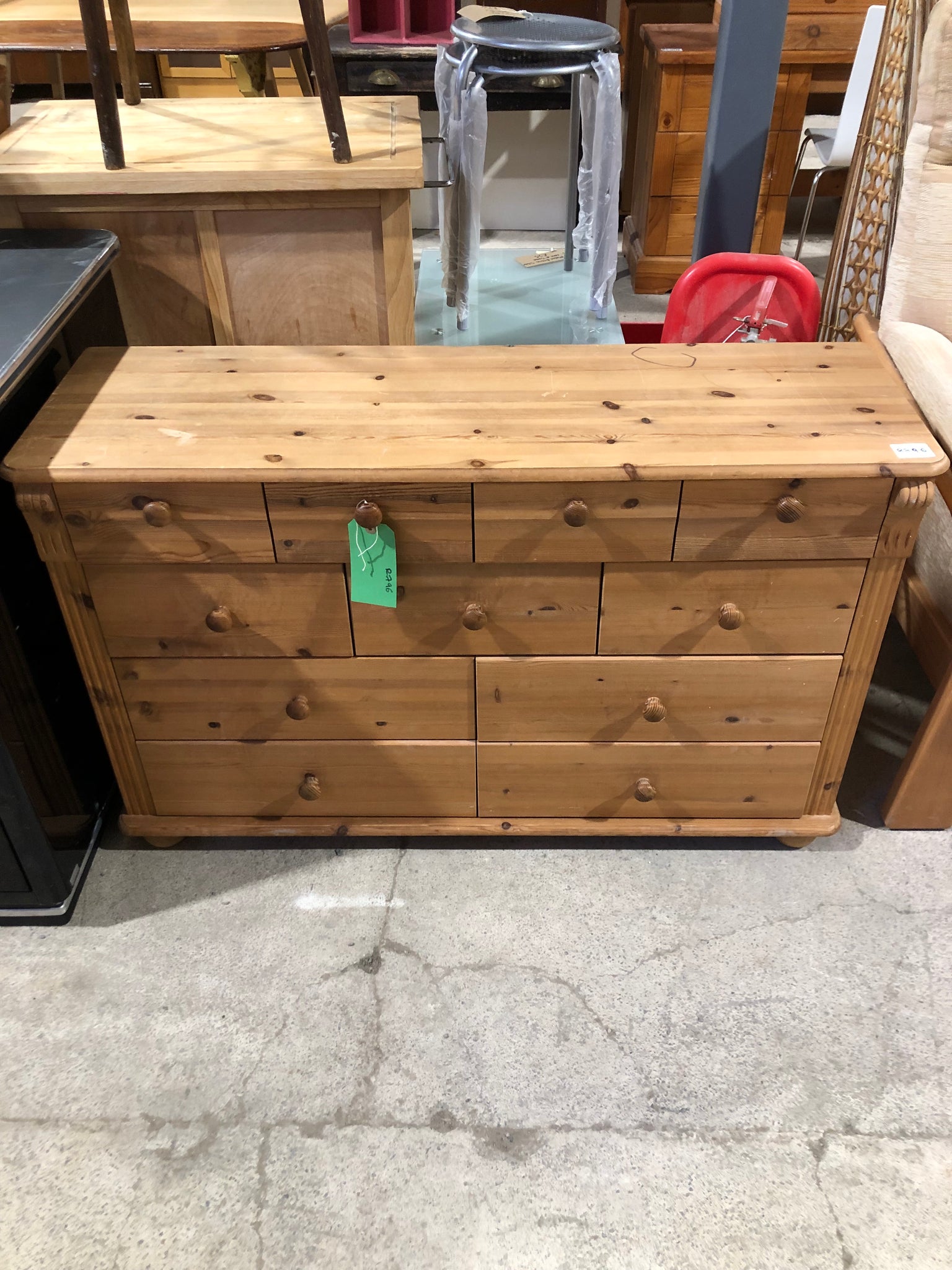 Pine Chest of drawers - REF