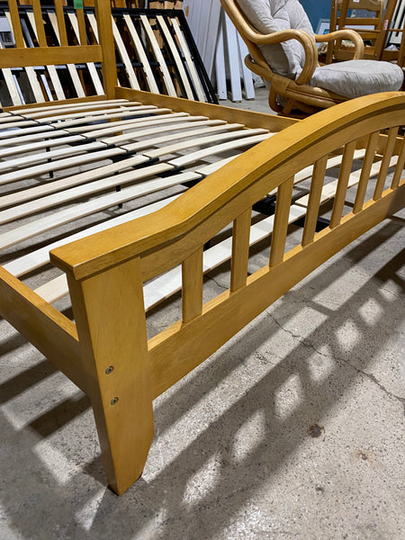 REF - King Bedframe