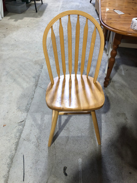 REF - Round Extending Dining Table & 6 Chairs