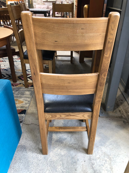 Solid Oak Look Veneer Extendable Dining Table & 4 Chairs - REF