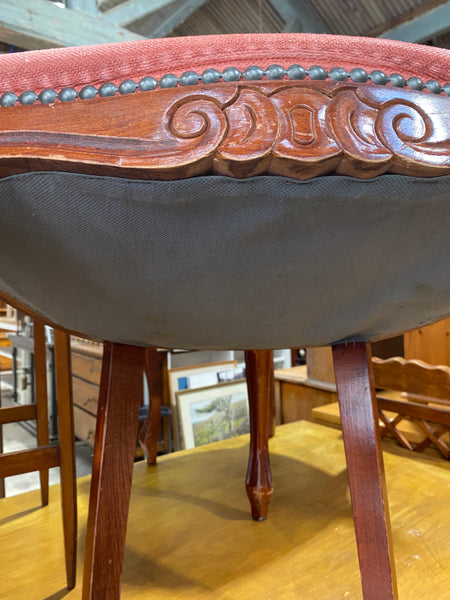 GHC - Repro Buttonback Chair