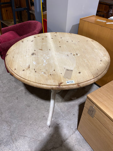 Round Pine Dining Table