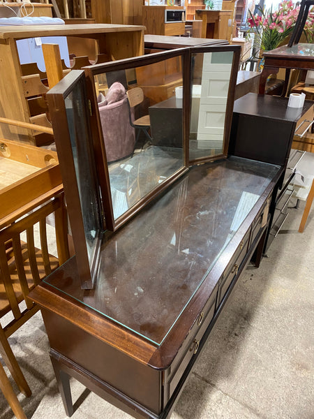 Stag Minstrel Dressing Table with Trifold Mirror